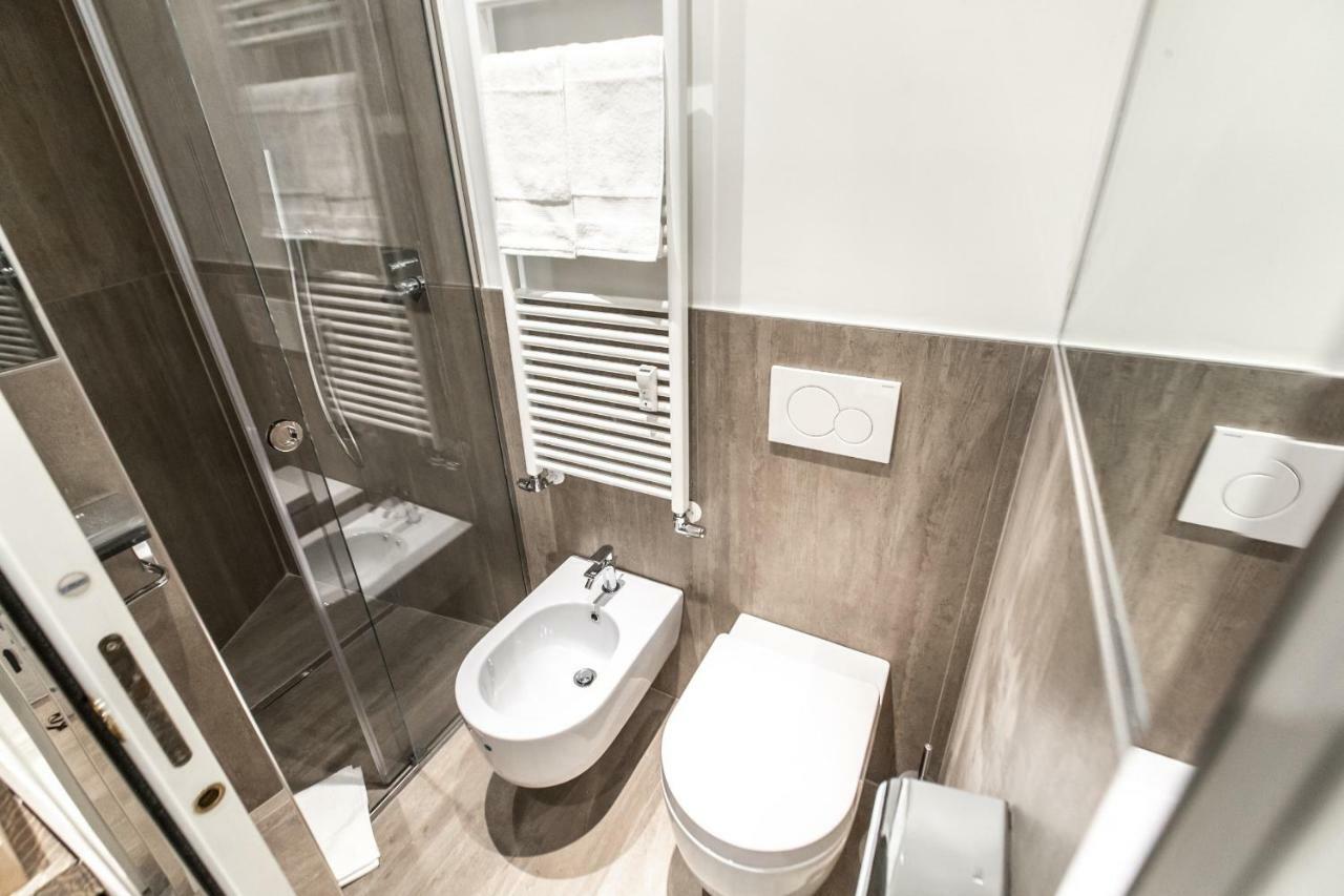 Appartement Duomo View Design Studio R&R à Milan Extérieur photo